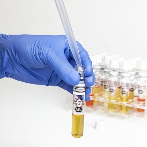 Macherey-Nagel Küvettentests Pipettieren